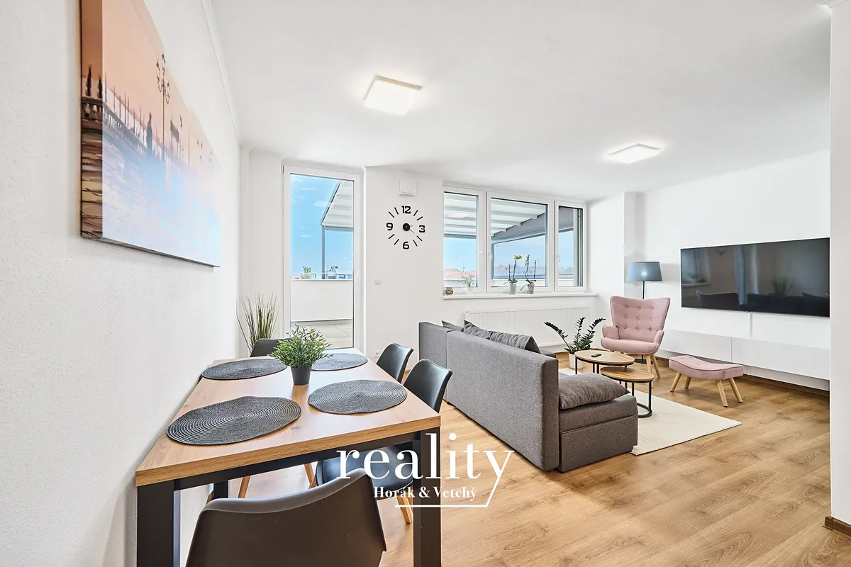 Pronájem bytu 2+kk 62 m²